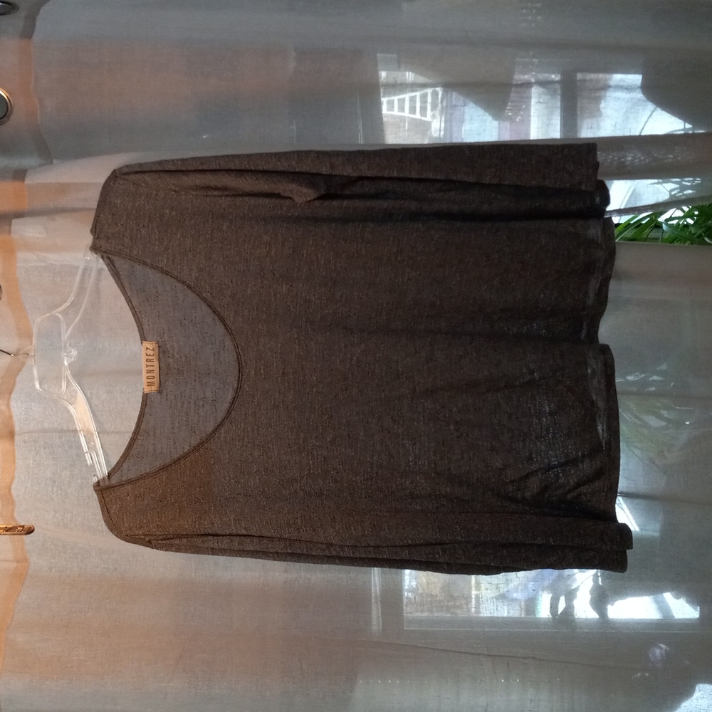 Montrez slinky shirt size XL-XXL